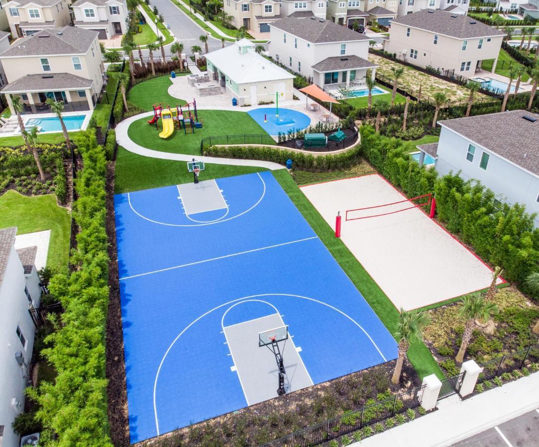 Brilliant Home Near Disney World With Foosball Table By Rentyl - 7707B Orlando Exterior photo