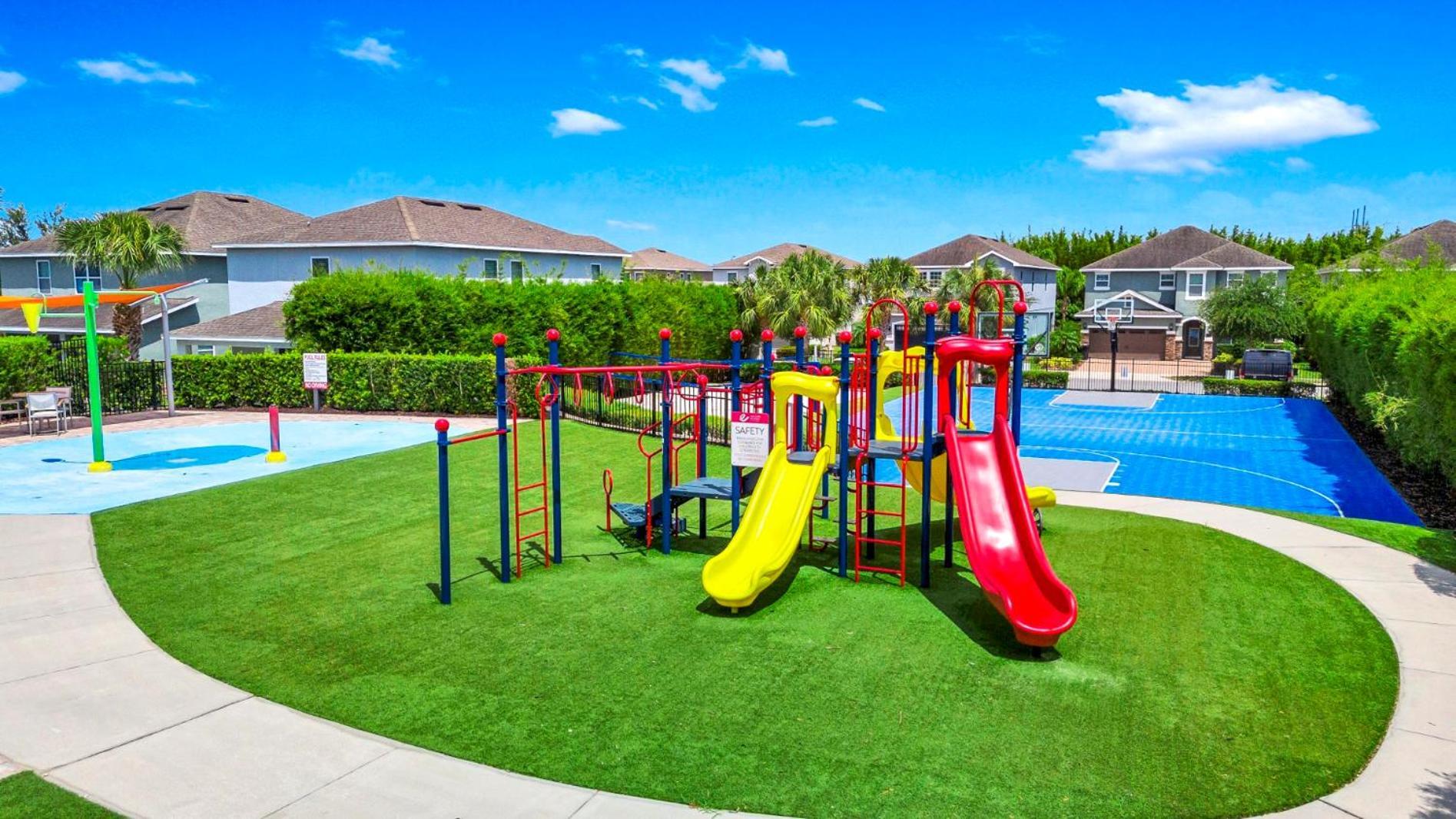 Brilliant Home Near Disney World With Foosball Table By Rentyl - 7707B Orlando Exterior photo